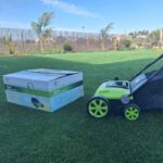 Μηχανή Συντήρησης Τεχνητού Γκαζόν 1800W – Ρυθμιζόμενο Ύψος & Κάδος 45L | Skroutz Κύπρου